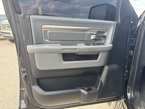 Used 2018 RAM 1500 Big Horn AWD/4WD image 29