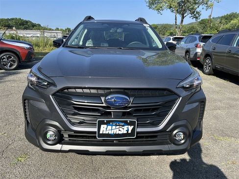 Certified 2025 Subaru Outback Onyx Edition image 3