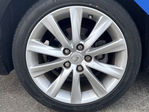 Used 2015 Lexus IS 250 image 9