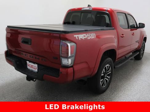 Used 2021 Toyota Tacoma TRD Sport w/ Technology Package image 7
