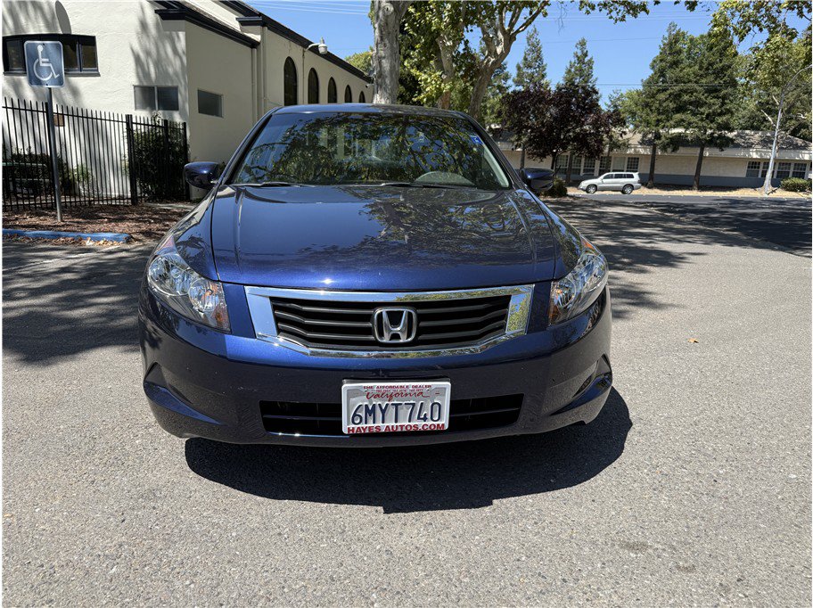 Used 2010 Honda Accord EX-L image 2