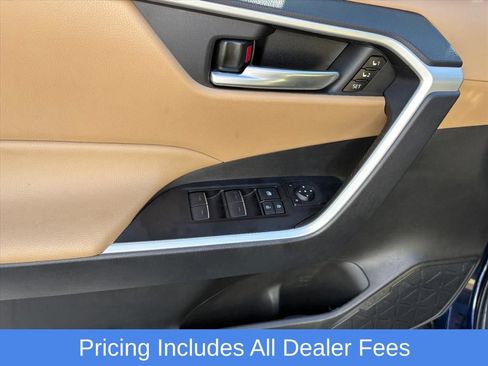 Used 2025 Toyota RAV4 XLE Premium w/ Weather Package AWD/4WD image 23