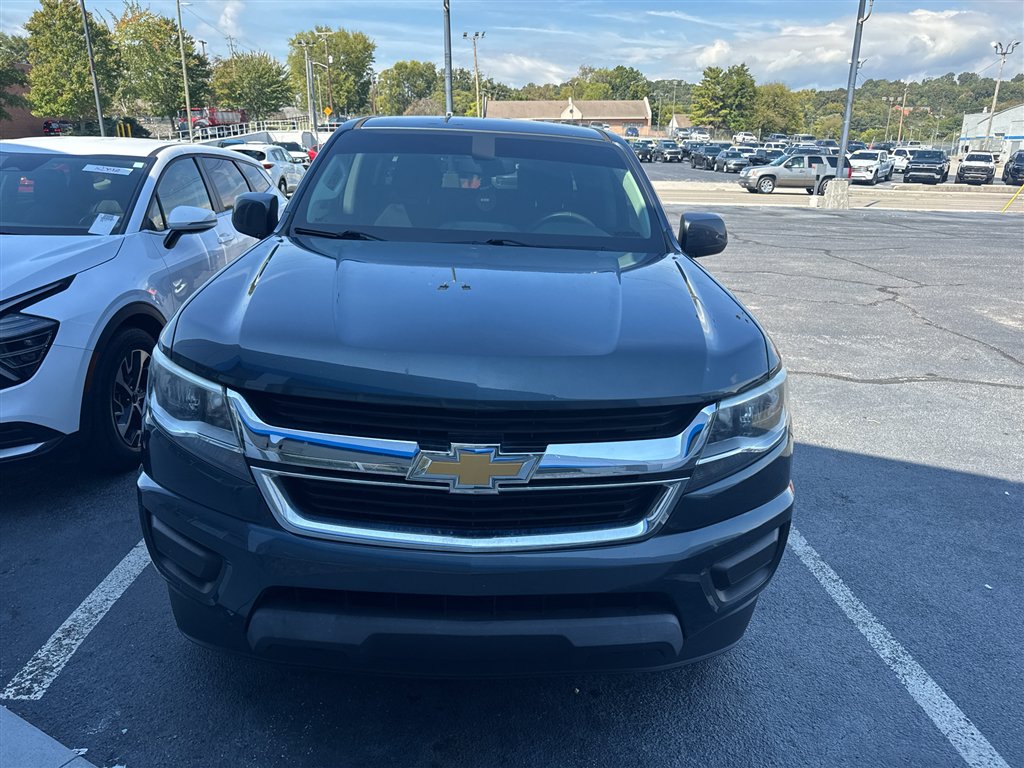 Used 2020 Chevrolet Colorado LT w/ LPO, Tonneau and Step Package AWD/4WD image 2