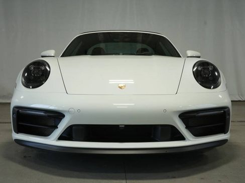 Used 2023 Porsche 911 Targa 4 GTS image 11