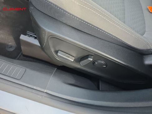 Used 2022 Ford Escape SE image 7