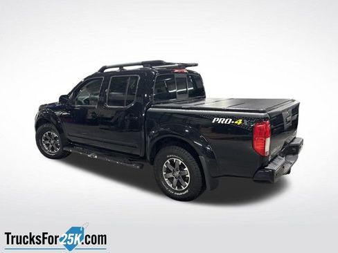 Used 2014 Nissan Frontier PRO-4X image 3