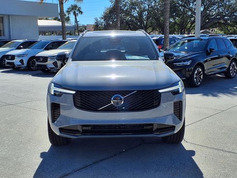 New 2026 Volvo XC90 B6 Ultra image 2