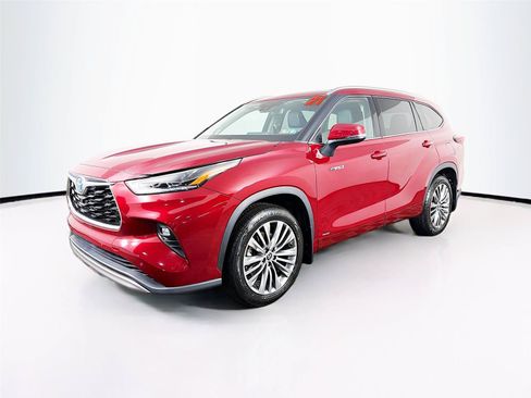 Used 2021 Toyota Highlander Platinum AWD/4WD image 7