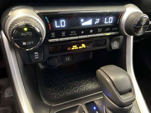 Certified 2024 Toyota RAV4 XLE AWD/4WD image 22