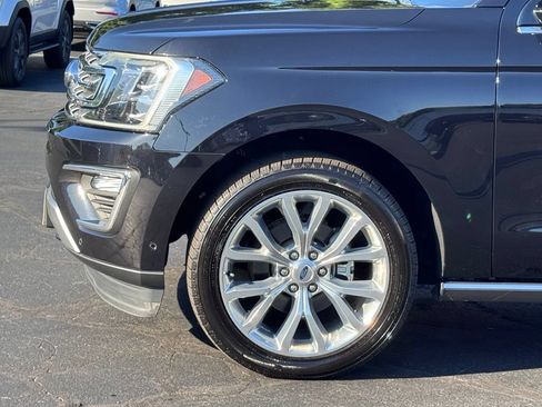 Used 2019 Ford Expedition Limited w/ Equipment Group 302A AWD/4WD image 43