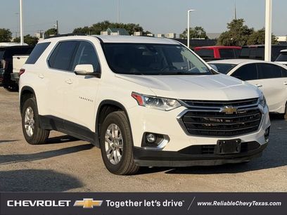 Used 2021 Chevrolet Traverse LT
