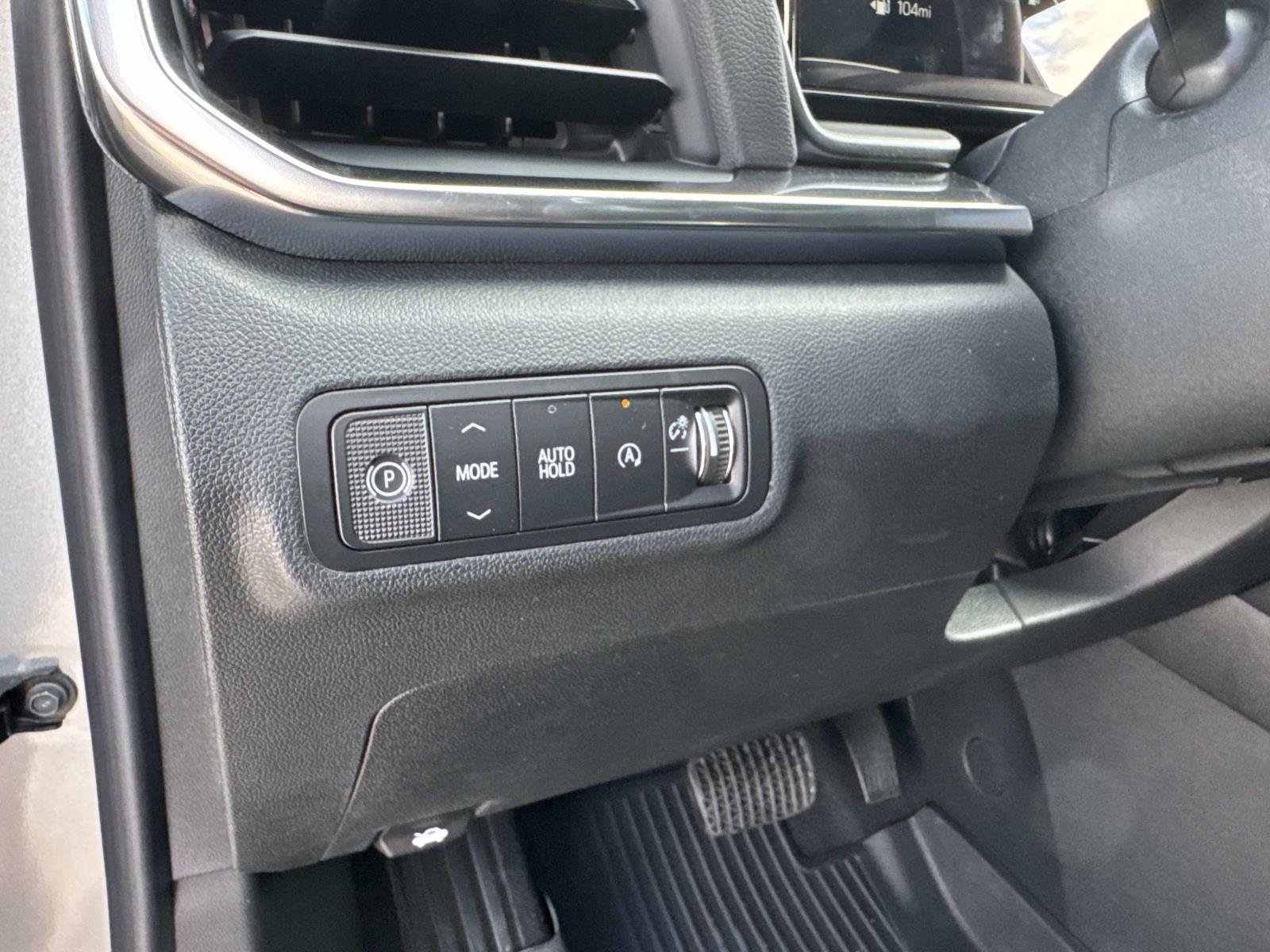 New 2027 GMC Terrain Elevation w/ Elevation Premium Package FWD image 34