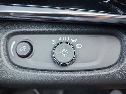 New 2026 Buick Envista Avenir FWD image 20