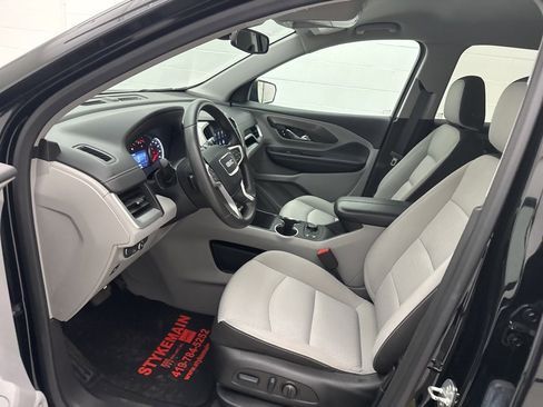 Used 2023 GMC Terrain SLE w/ Driver Convenience Package image 18