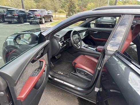 Used 2022 Audi SQ8 Prestige image 19