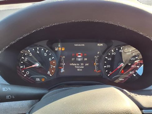 New 2024 Jeep Compass Latitude w/ Sun and Sound Group image 13