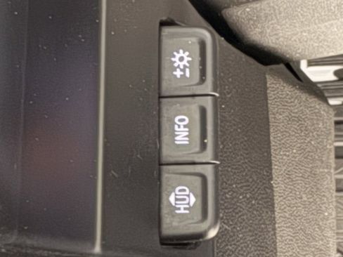 Used 2019 GMC Sierra 1500 AT4 w/ AT4 Premium Package image 22