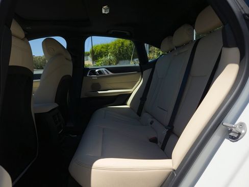 New 2026 BMW i4 eDrive40 w/ Parking Assistance Package RWD image 9