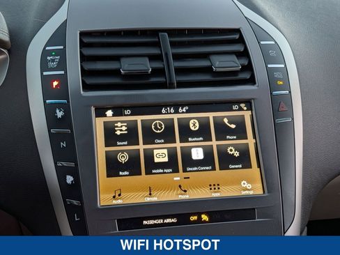 Used 2019 Lincoln MKZ Premiere image 27