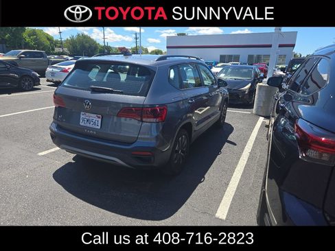 Used 2022 Volkswagen Taos S FWD image 2