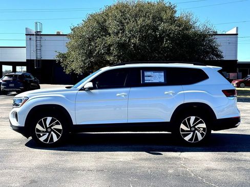 New 2026 Volkswagen Atlas SE image 5