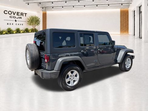 Used 2017 Jeep Wrangler Unlimited Sport w/ Quick Order Package 24S AWD/4WD image 11