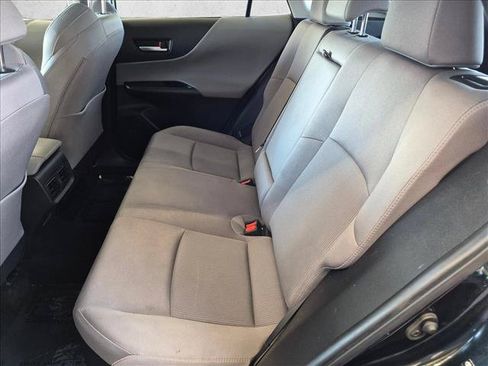 Used 2021 Toyota Venza LE w/ Carpet Mat Package (TMS) AWD/4WD image 25