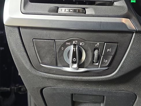 Certified 2023 BMW X4 xDrive30i w/ Premium Package image 26