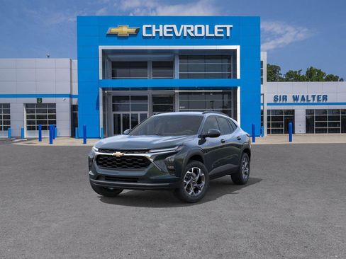 New 2026 Chevrolet Trax LT image 8