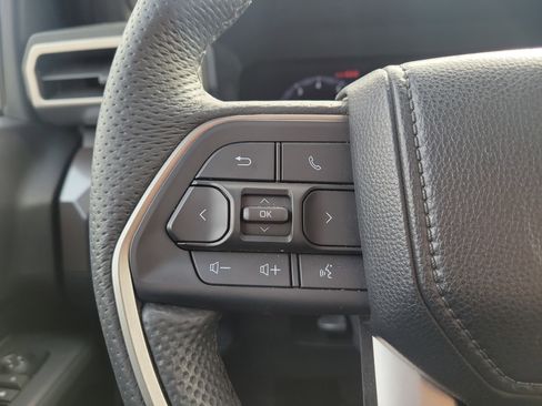 Used 2024 Toyota Tacoma TRD Off-Road w/ TRD Off Road Upgrade Package image 23