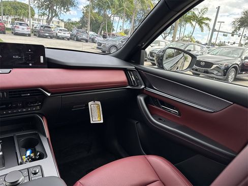 New 2026 MAZDA CX-70 3.3 Turbo w/ Premium Plus Pkg image 16