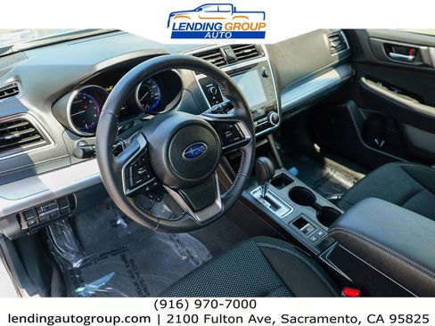 Used 2018 Subaru Outback 2.5i Premium image 15