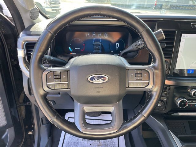 Used 2023 Ford F250 Lariat w/ Black Appearance Package AWD/4WD image 18
