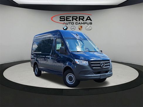 New 2025 Mercedes-Benz Sprinter 2500 image 1