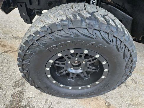 Used 2011 Jeep Wrangler Sport image 29