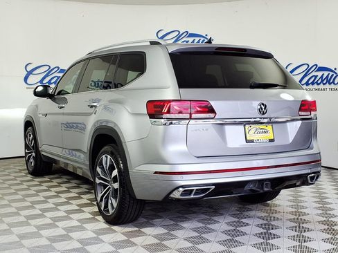 Used 2021 Volkswagen Atlas SEL R-Line FWD image 2