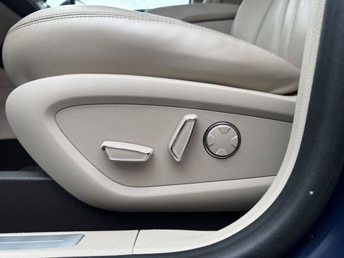 Used 2019 Lincoln MKC Reserve AWD/4WD image 15