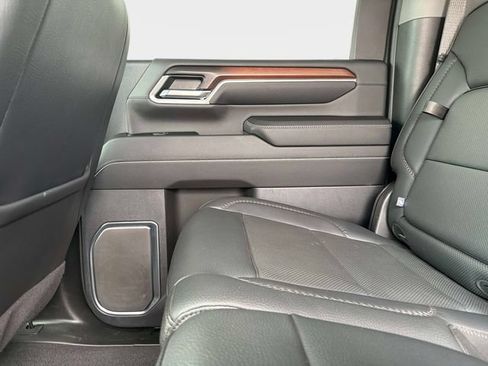 Used 2024 GMC Sierra 2500 Denali w/ Denali Reserve Package AWD/4WD image 14