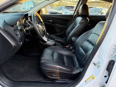 Used 2016 Chevrolet Cruze LT w/ Enhanced Safety Package FWD image 27