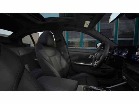 Used 2026 BMW 330i Sedan w/ M Sport Package image 9