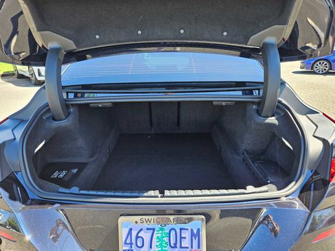 Used 2025 BMW 840i xDrive w/ Driving Assistance Package image 9