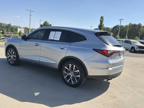 Used 2024 Acura MDX FWD w/ Technology Package image 8