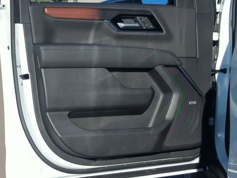 New 2026 GMC Yukon XL Denali AWD/4WD image 21
