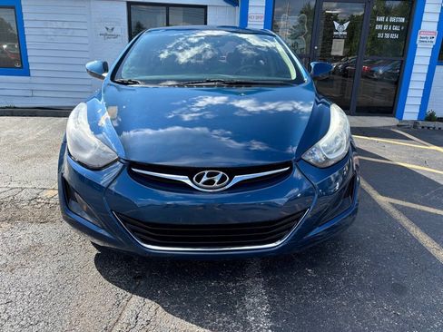 Used 2016 Hyundai Elantra SE FWD image 2