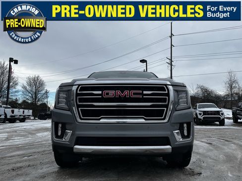 Used 2022 GMC Yukon SLT w/ SLT Premium Package image 6