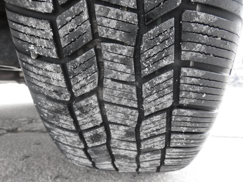 Used 2014 Toyota RAV4 XLE image 37