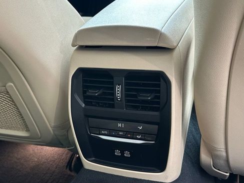 Used 2021 BMW 330i Sedan w/ Convenience Package image 28