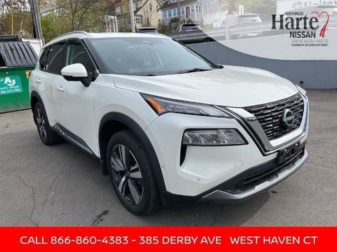 Certified 2023 Nissan Rogue SL w/ SL Premium Package AWD/4WD image 3