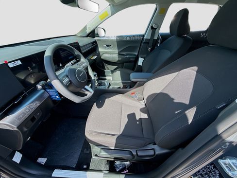 New 2026 Hyundai Kona SE FWD image 14