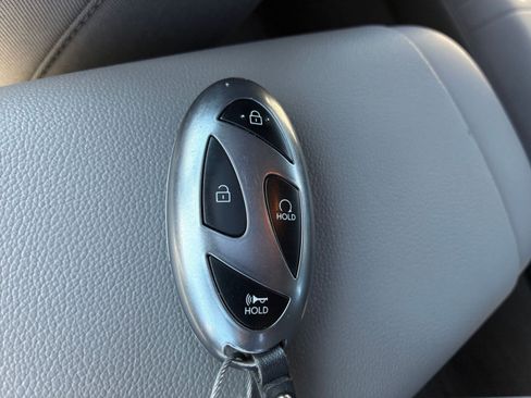 Used 2025 Hyundai Elantra SEL FWD image 24